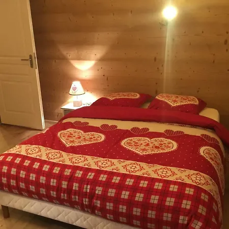 Les Abeilles De Romania Ferienhaus
